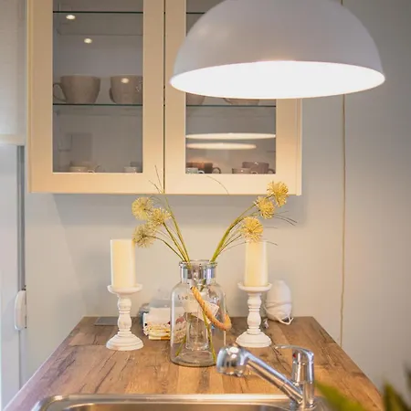Valentini's Uptown Flat شقة