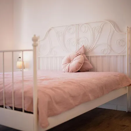 Valentini's Uptown Flat Appartement *