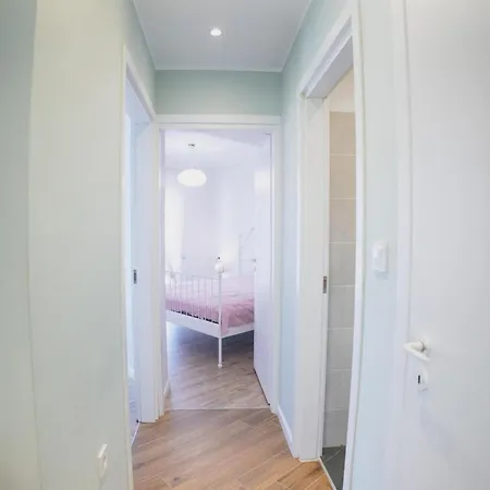 Valentini's Uptown Flat Appartement