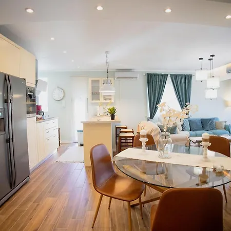 Valentini's Uptown Flat *