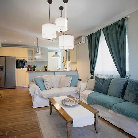 Valentini's Uptown Flat *