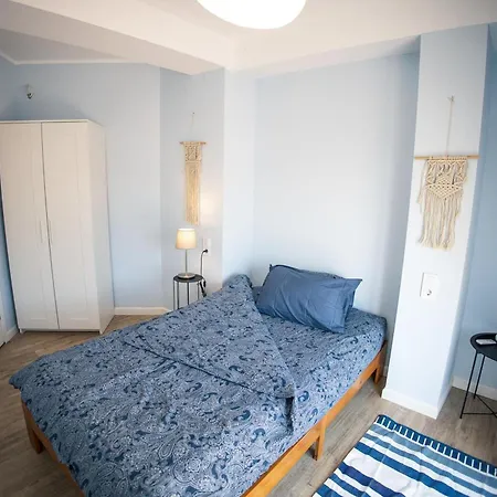 Valentini's Uptown Flat